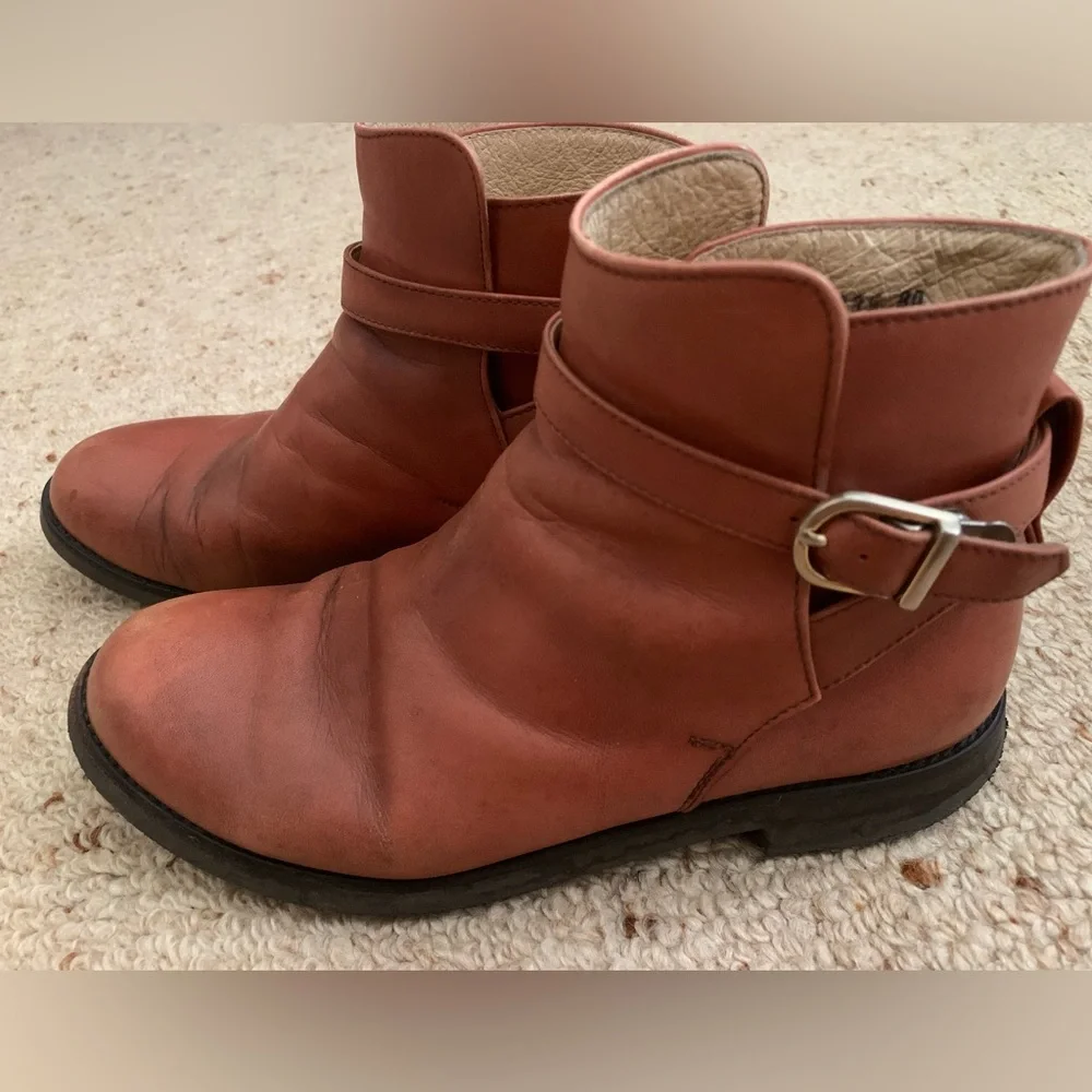Hush Puppies Brown Leather Ankle Boots Size 6 - Picture 2 of 8